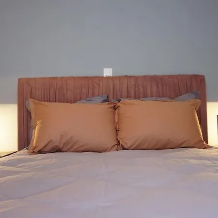Athenean Modern Comfort In Goudi *