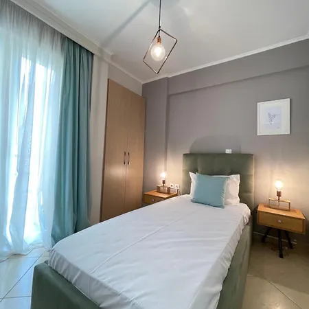 Modern Family Apartment Athens
